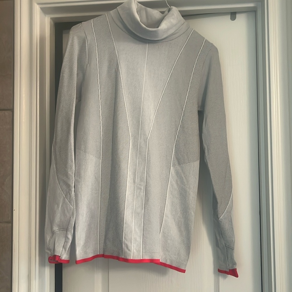Athleta top